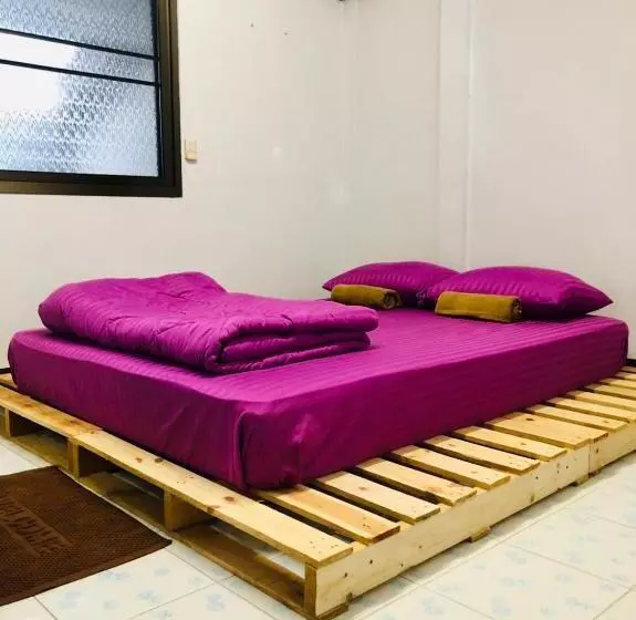 ペンション Winter House Chiang Rai