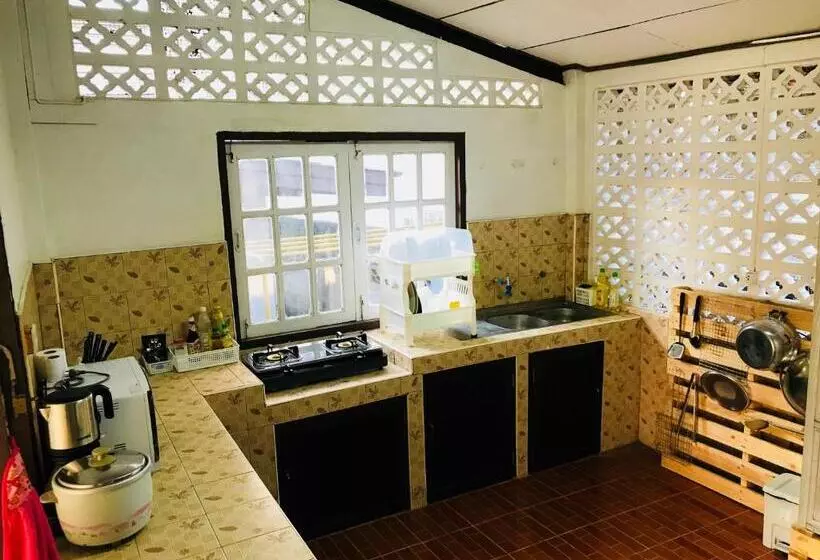 ペンション Winter House Chiang Rai