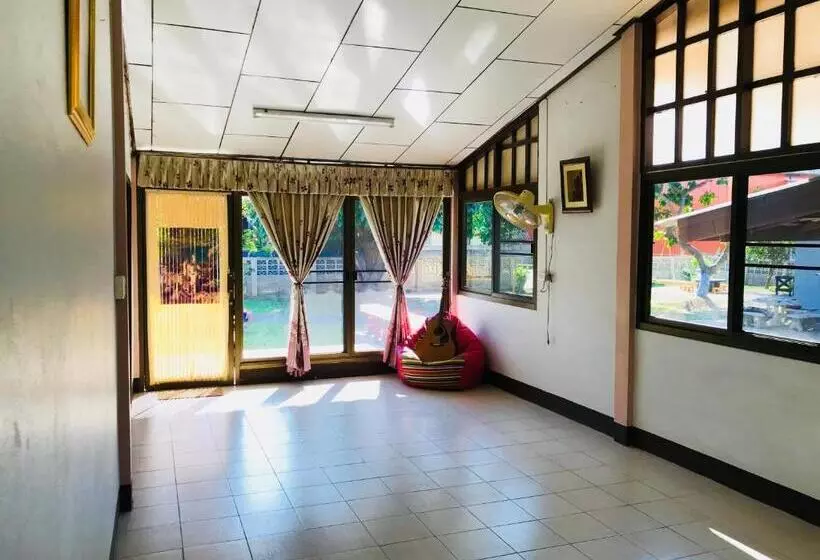 ペンション Winter House Chiang Rai