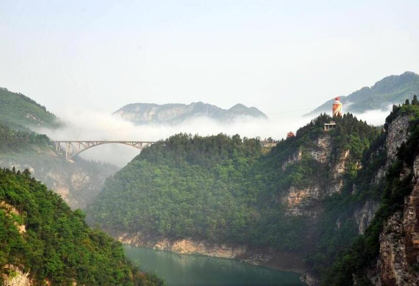 酒店 7 Days Premium Zunyi Renhuai Municipal Government