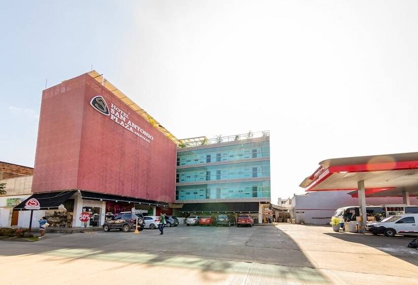 בית מלון כפרי San Antonio Plaza