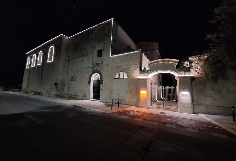 هتل Chiostro Dei Domenicani