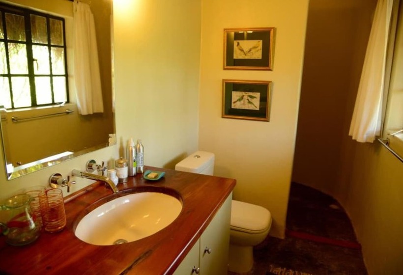 هتل Olepangi Farm