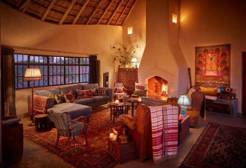 هتل Olepangi Farm