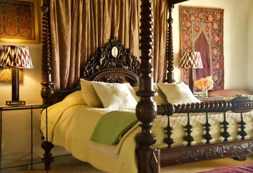 هتل Olepangi Farm