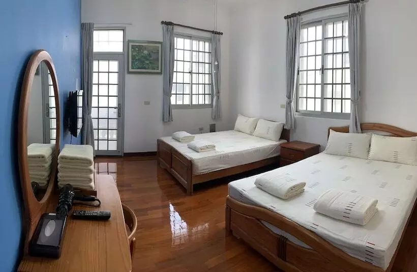 هتل Place Backpackers