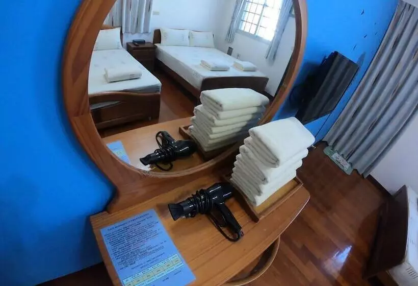 هتل Place Backpackers
