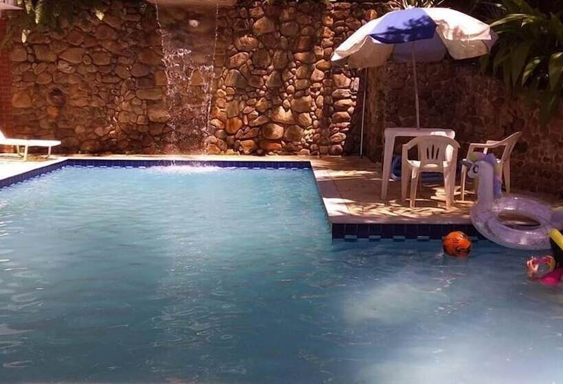 ホテル Pousada Flor Da Cocanha