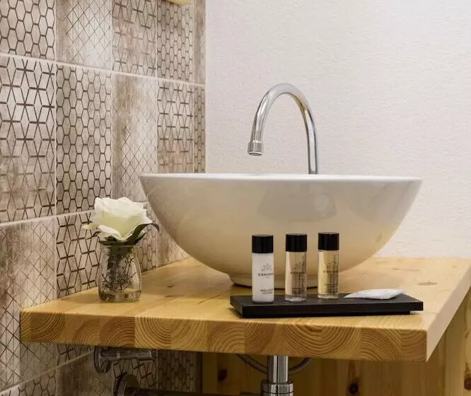 هتل Rezort Gothal Apartmany A Penziony