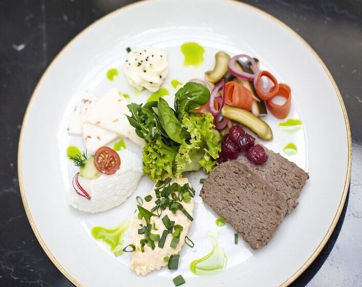 هتل Rezydencja Sowa