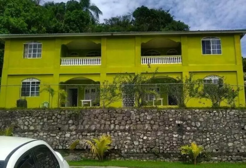 هتل Tha Lagoon Spot