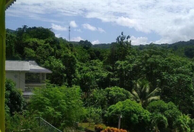 هتل Tha Lagoon Spot