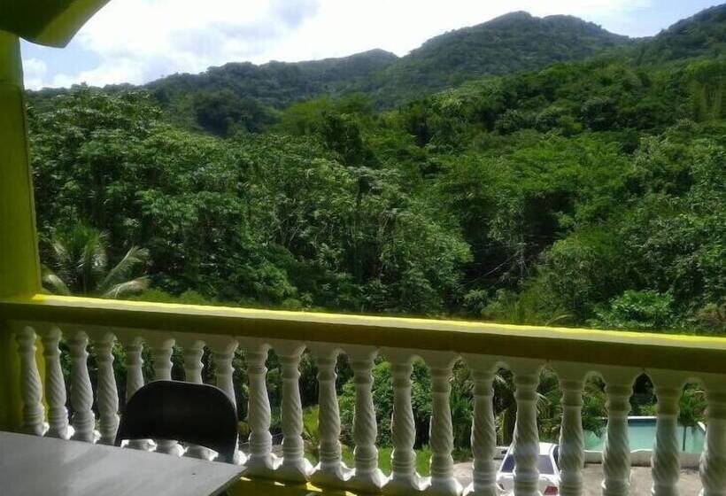 هتل Tha Lagoon Spot