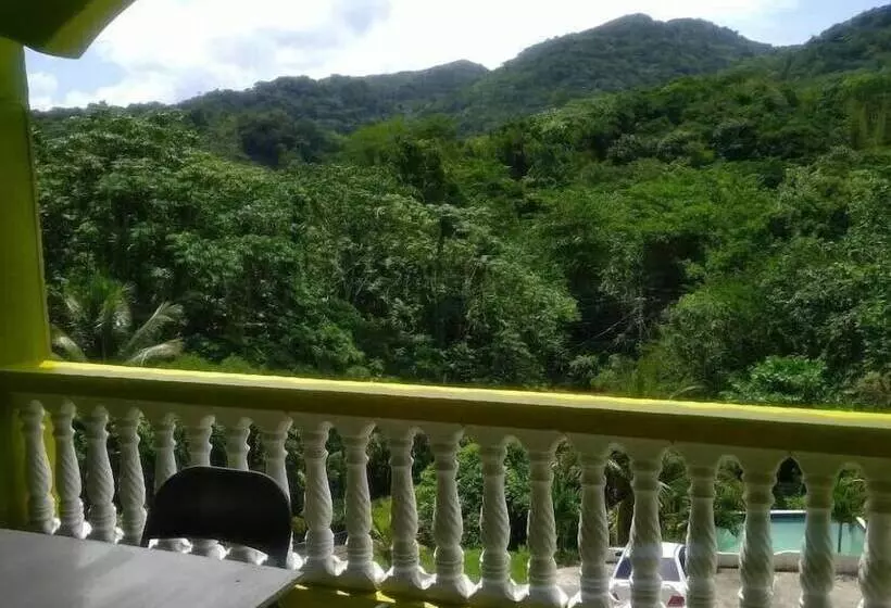 هتل Tha Lagoon Spot