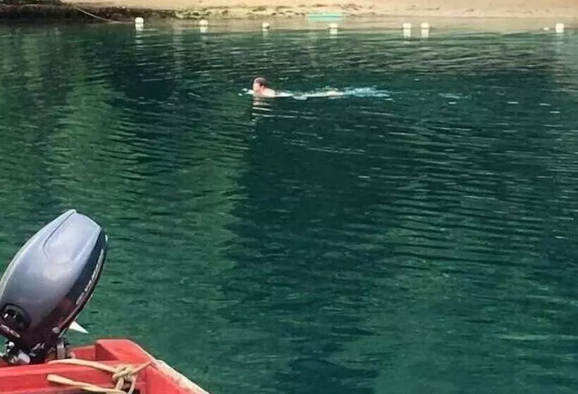 هتل Tha Lagoon Spot