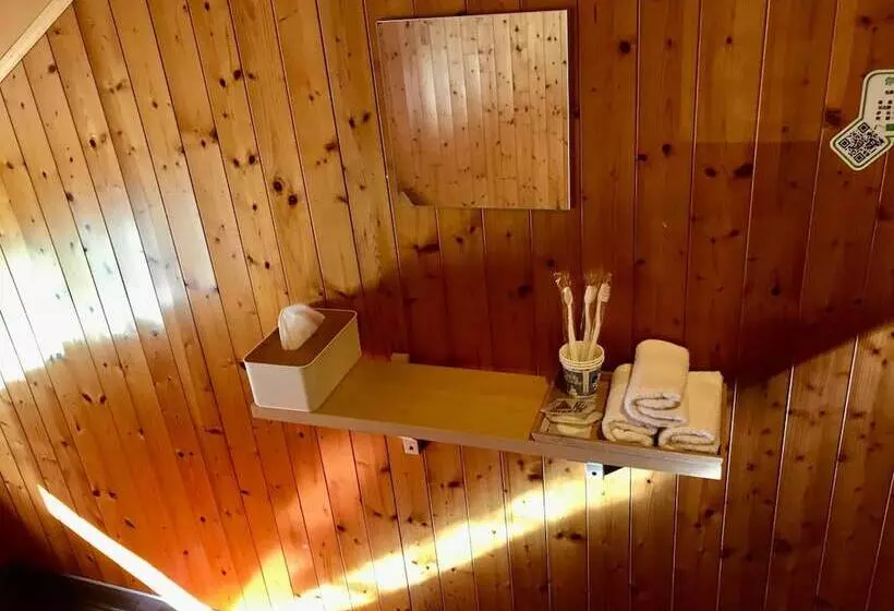 هتل Umas Hostel