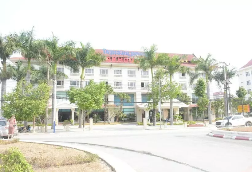 هتل Coecco Xieng Khouang