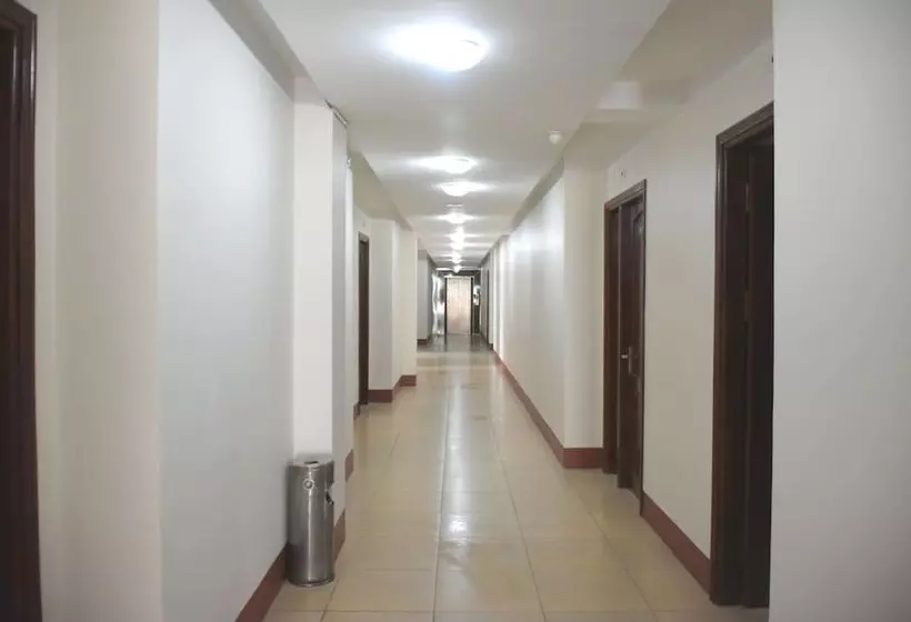 هتل Coecco Xieng Khouang