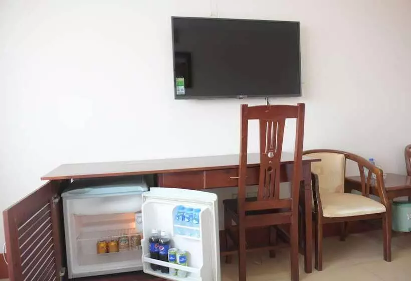 هتل Coecco Xieng Khouang