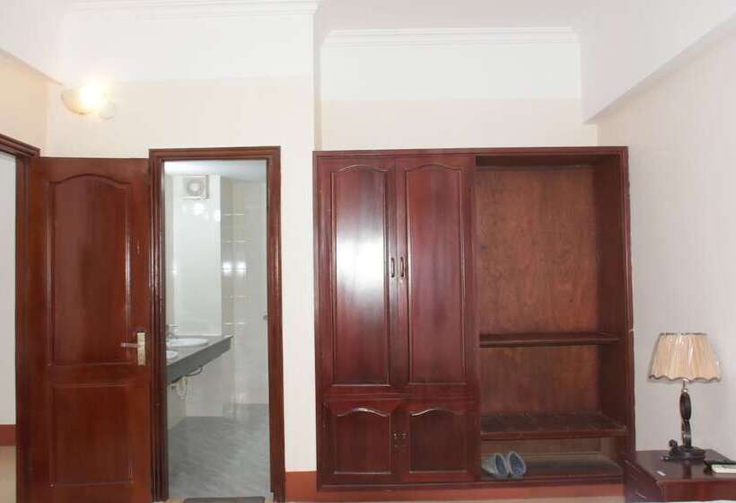 בית מלון כפרי Coecco Xieng Khouang