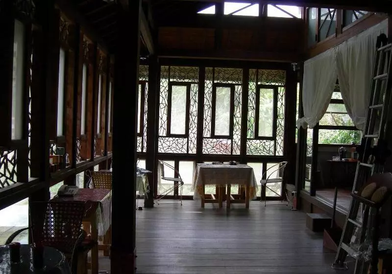 هتل Water Home