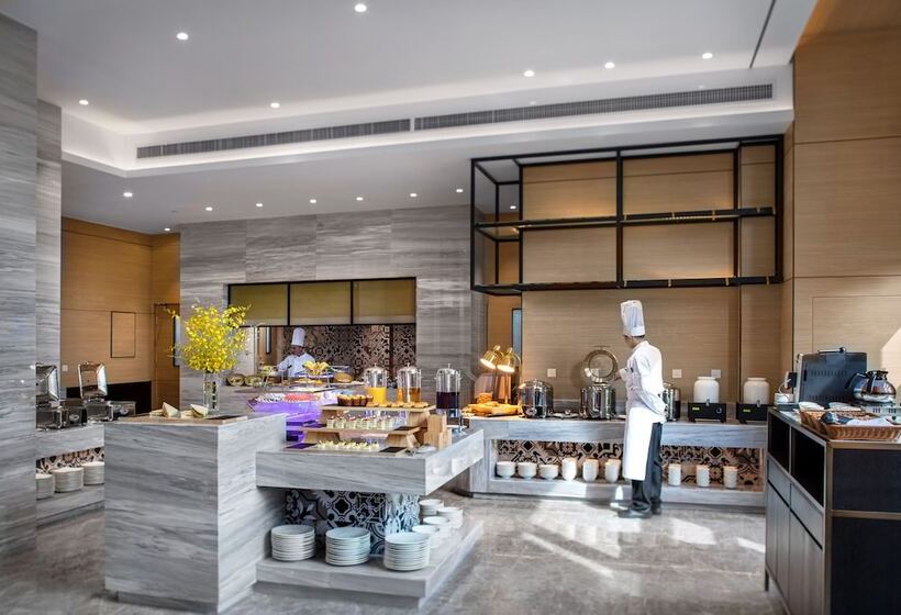 颐豪酒店福州南站店