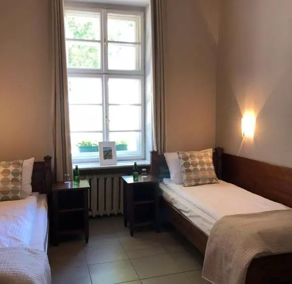 Retkeilymaja Dworek Bielin