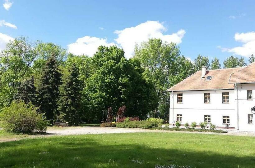 호스텔 Dwór Komorowo