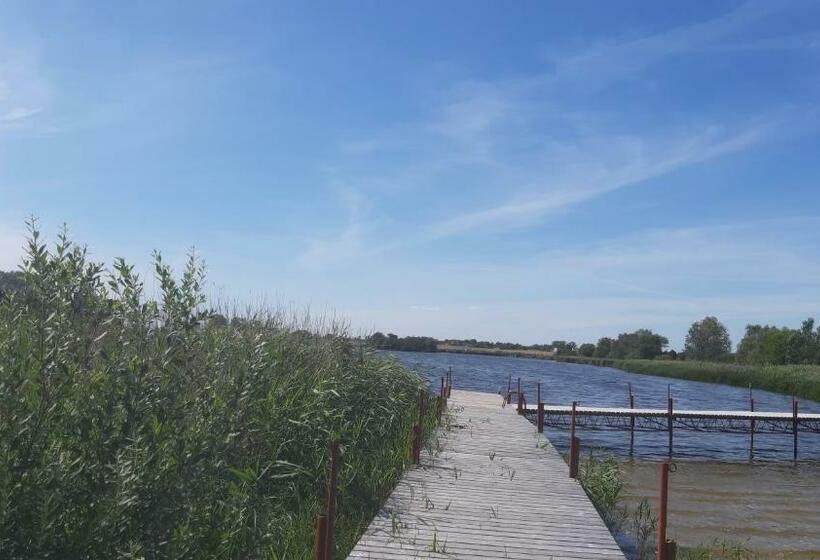 호스텔 Dwór Komorowo