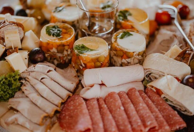 فندق صغير Noclegi Jurapark Krasiejów