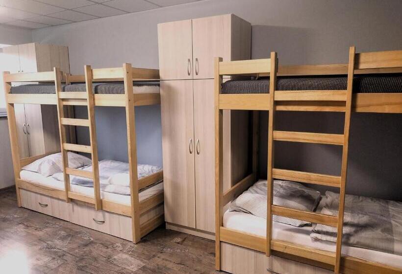 فندق صغير Noclegi Jurapark Krasiejów