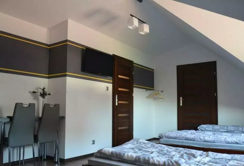 Aamiaismajoitus (B&B) Noclegi U Mirka