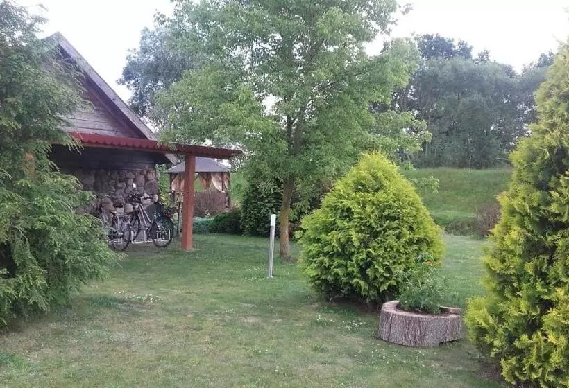 ホテル Agroturystyka Siedlisko Pod Dębami