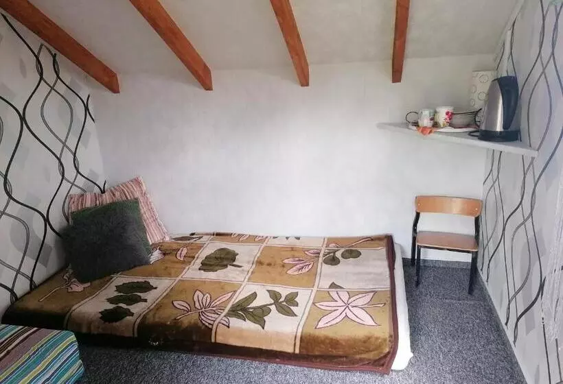 ホテル Agroturystyka Siedlisko Pod Dębami