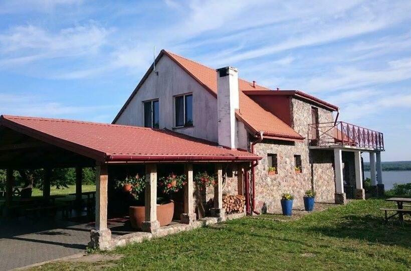 호텔 Pod Zachrypniętym Kogutem