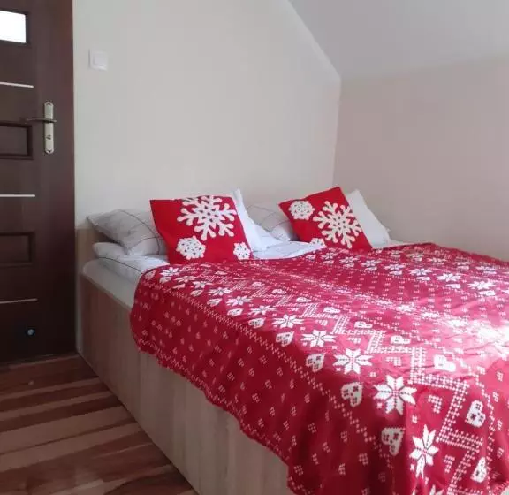 Majatalo Noclegi Pod Dębem, Pulandia Brzózki