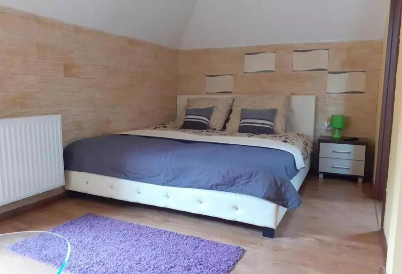 Majatalo Noclegi Pod Dębem, Pulandia Brzózki