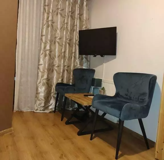 ベッドアンドブレックファースト Pokoje Dębowa