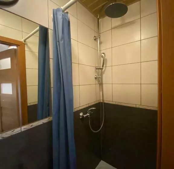 Aamiaismajoitus (B&B) Pokoje Pracownicze Gniezno