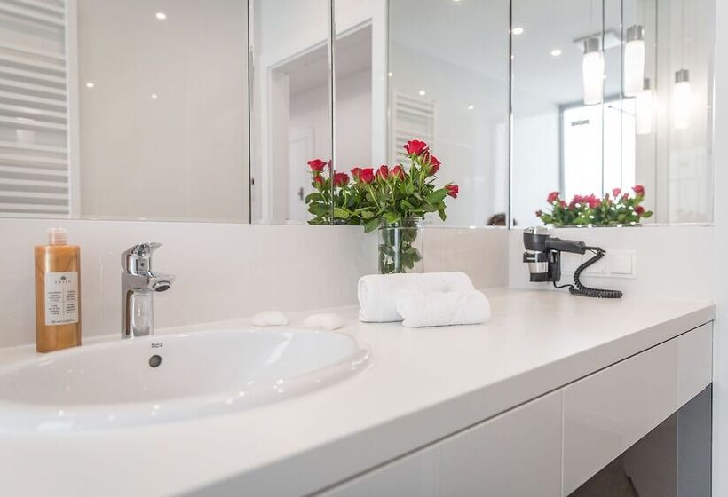 בית מלון כפרי Dune Beach Resort C