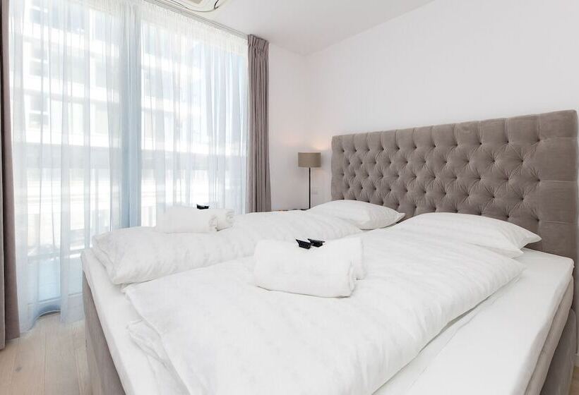 בית מלון כפרי Dune Beach Resort C