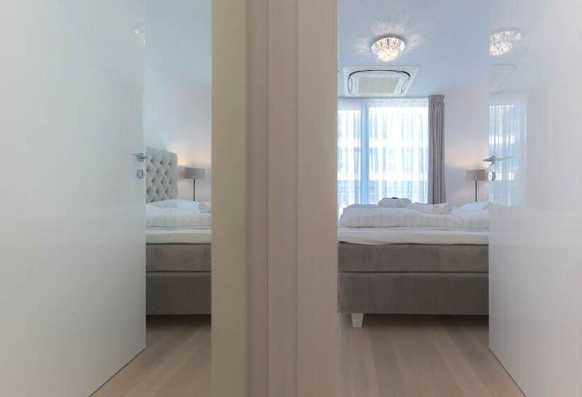 בית מלון כפרי Dune Beach Resort C