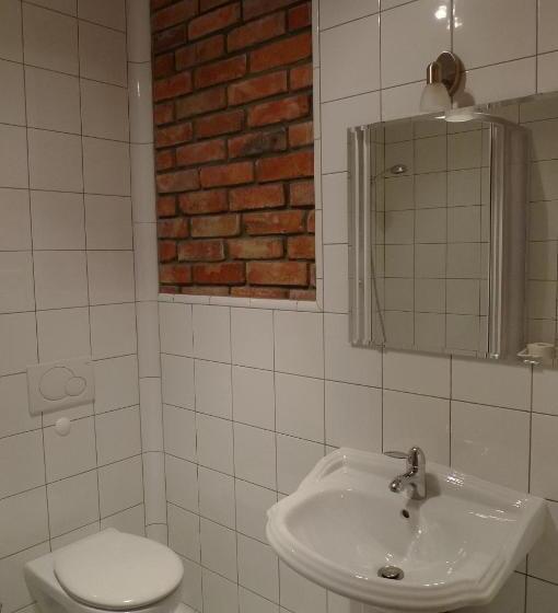 Hotel Dworek Pod Wiechą