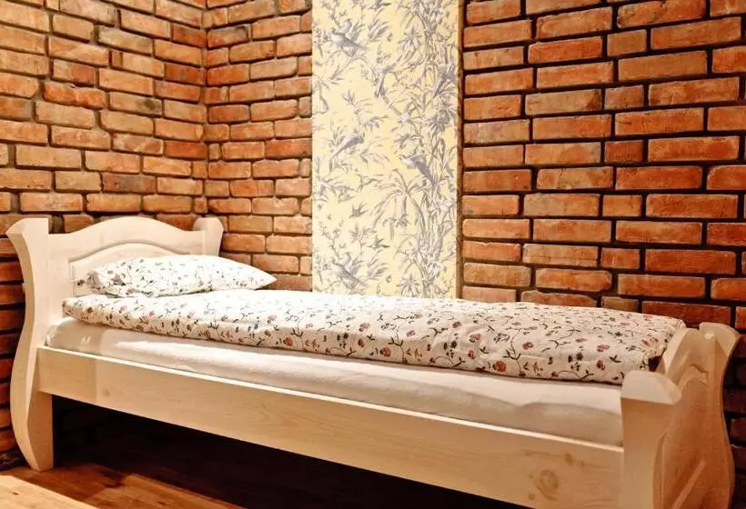 Hotelli Dworek Pod Wiechą