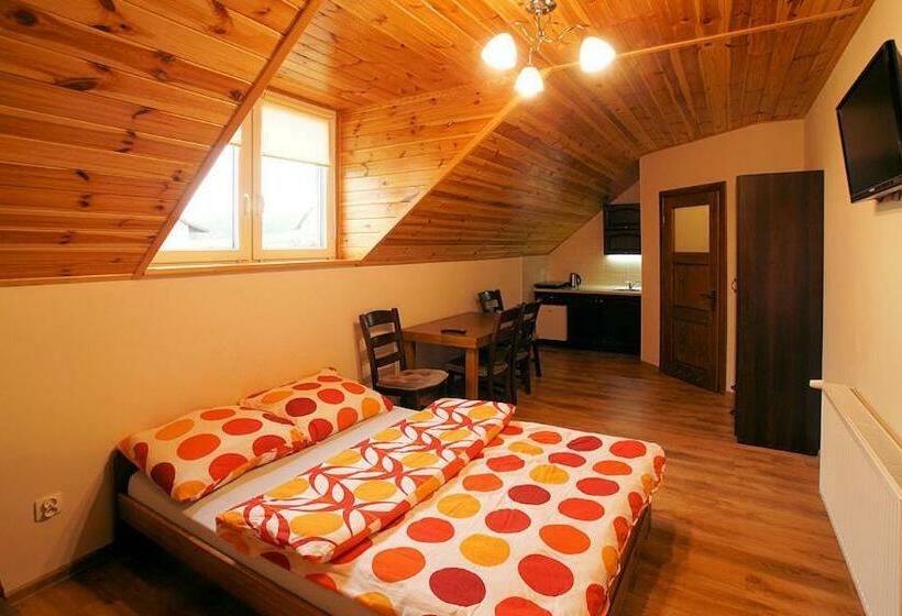 בית מלון כפרי Noclegi Azyl