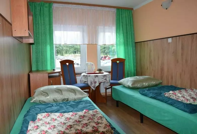 Hotelli Ośrodek Wypoczynkowy Pod Szczelińcem