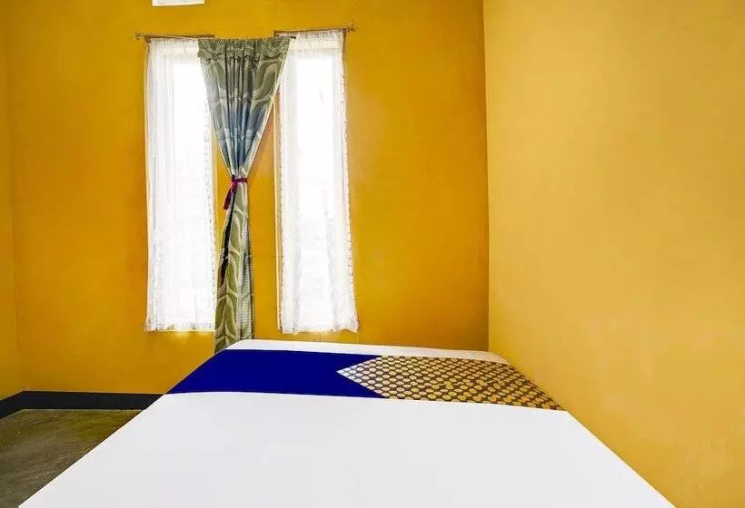 ホテル Oyo Homes 91011 Eco Tourism Desa Cibodas Areng 1 Syariah