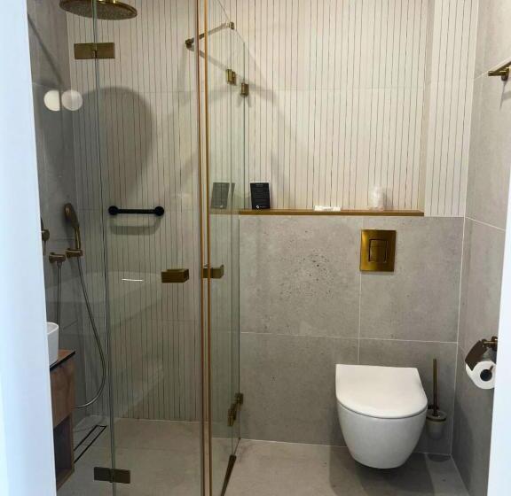 酒店 & Restauracja Nad Sandelą