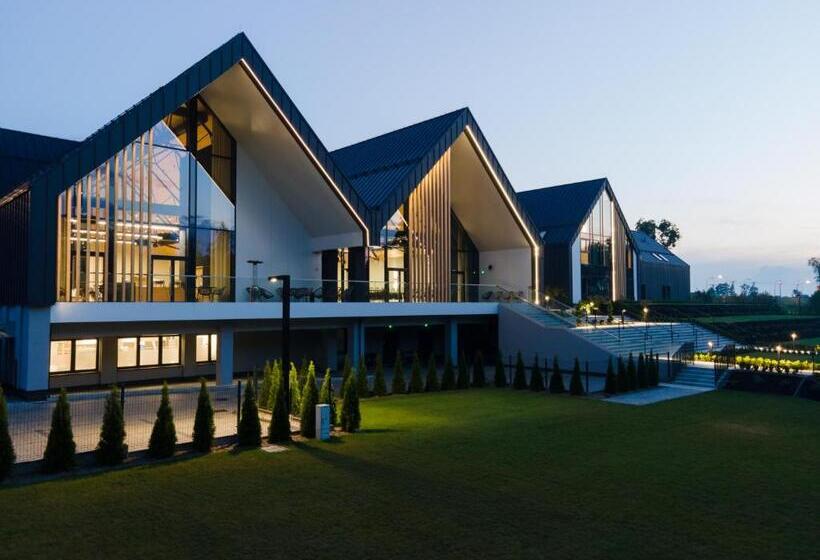 酒店 & Restauracja Nad Sandelą