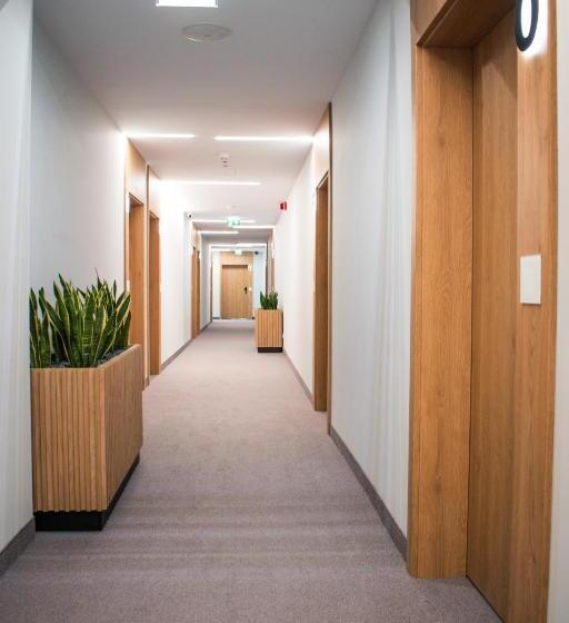 酒店 & Restauracja Nad Sandelą